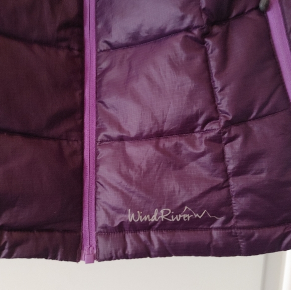 ✨WindRiver Purple Puffer Vest ~ XL - Picture 2 of 8